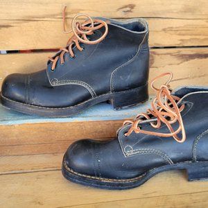 Vintage Australian 1950's Leather Lace-up Boots - Women's Size 9